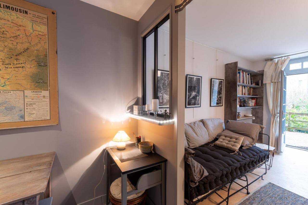 Apartamento Chambre D Hote "Sous Le Clocher" Saint-Léonard-de-Noblat Exterior foto